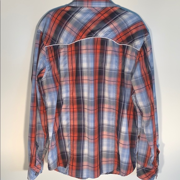 Men’s Country Inspired Plaid Button-Down Shirt - Picture 3 of 10